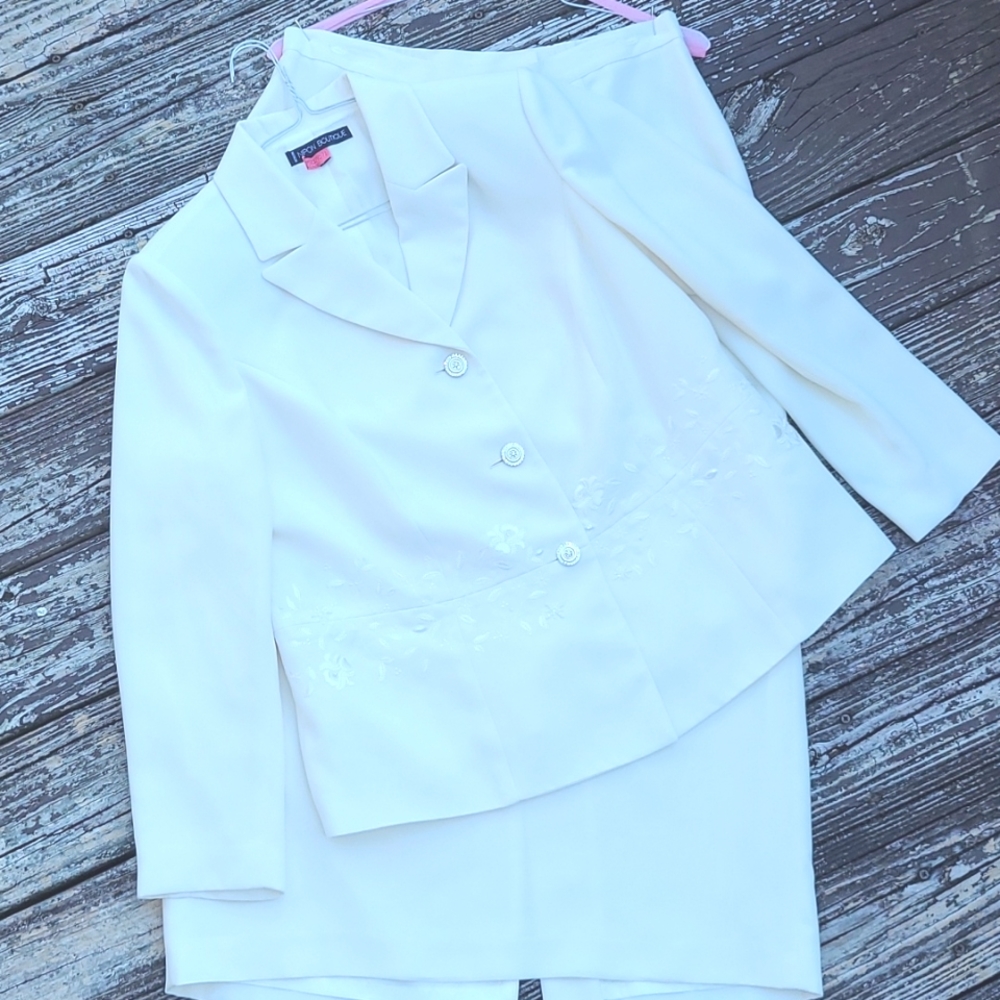 Nipon Boutique Ladies 14 W  Ivory skirt jacket set Wedding Evening EUC